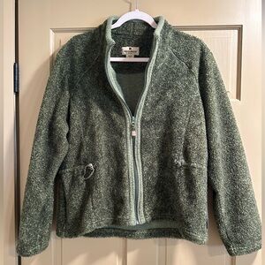 Women’s Woolrich Moss Green Fuzzy Zip Jacket size Large very warm and cozy!